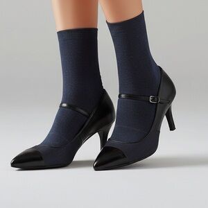 Shoes of Prey leather point toe blue and black ankle strap heels sz 6.5